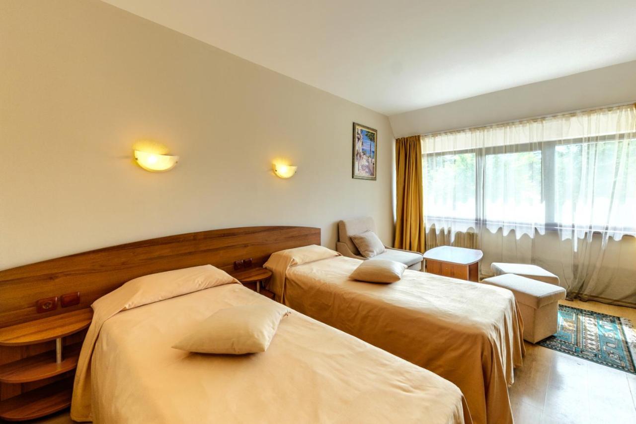 Moura & Villas Borovets Mountain Relax Spa Hotel Exteriör bild